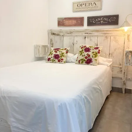 Boutique I By Canary365 *